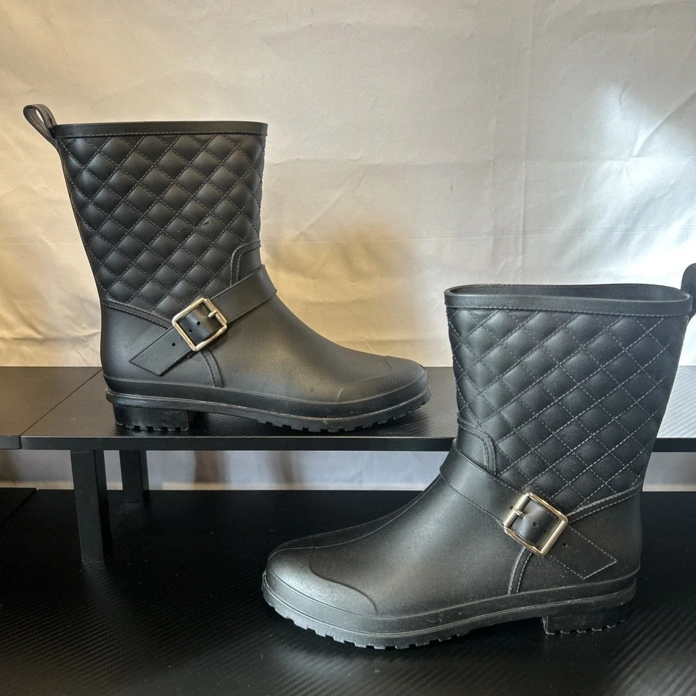 Capelli Women's New York Quilted Mid Calf Rain Boots. Preowned‎ Size 10